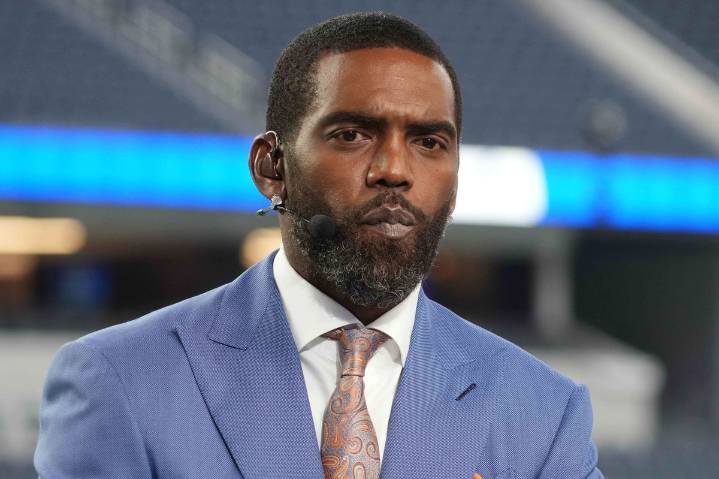 Vikings Legend Randy Moss Disagrees With Justin Jefferson’s Actions Against J.J. McCarthy’s Offense Former Vikings wide receiver, Randy Moss expresses his disagreement with Justin Jefferson's last wee