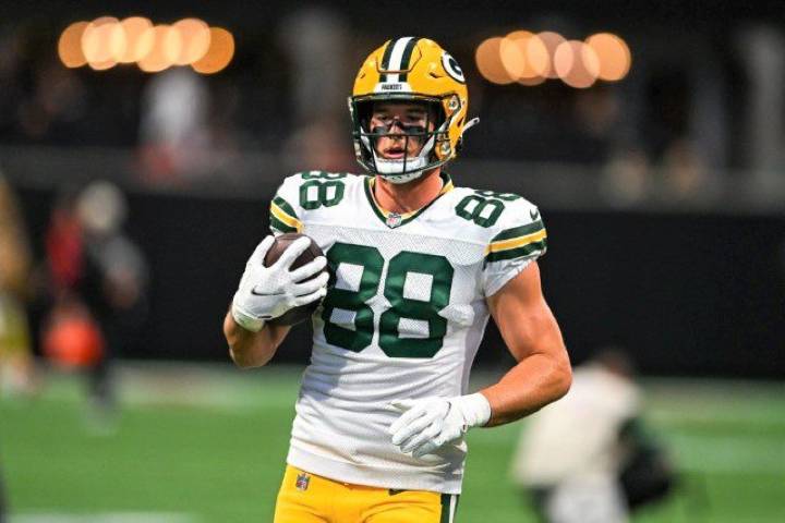 Tight Ends Start 'Em, Sit 'Em and Fantasy Football Trends for Week 10 (2025)