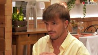 Un soltero de 'First Dates' reacciona al conocer el rol sexual de su cita: "No tienes pinta de eso"