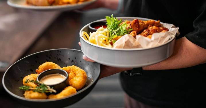 Man visits London's only Michelin-starred pub and is floored by 1 item