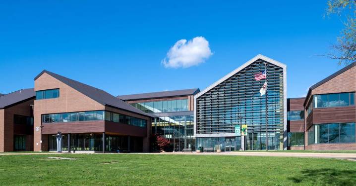 Parkland College partnering with Rick Ridings Auto Group to jumpstart automotive careers