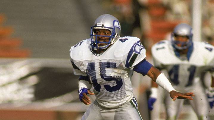 Seattle Seahawks add tribute on helmets to late Kenny Easley