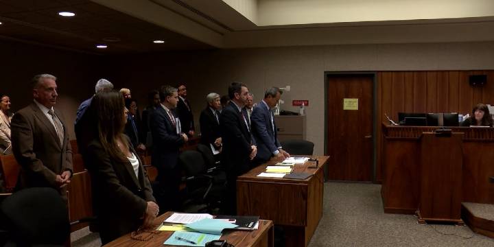 Maui fire survivors should expect checks this year