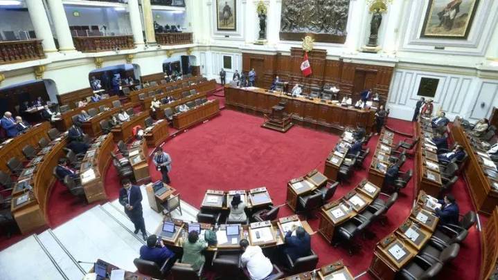 Congreso aprueba ley que elimina la "igualdad de género" y la reemplazó por "igualdad de oportunidades entre hombres y mujeres"