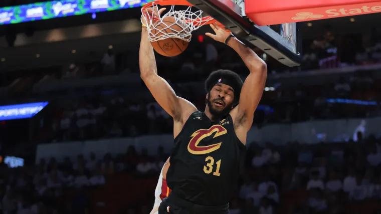 Cavaliers big man returns to lineup after three