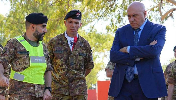 Ministro de Defensa de Italia impulsa propuesta de reserva militar