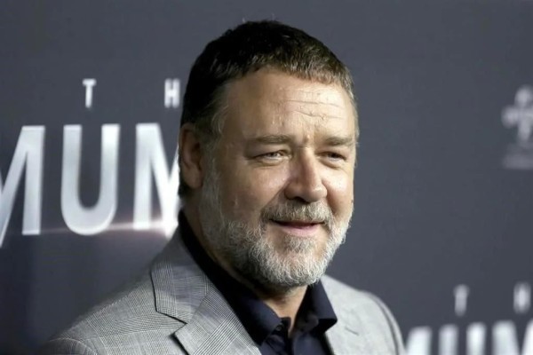 Logró Russell Crowe bajar de peso, ¡26 kilos!
