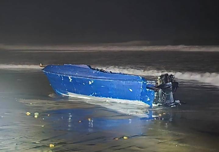 4 dead after panga capsizes in off California coast