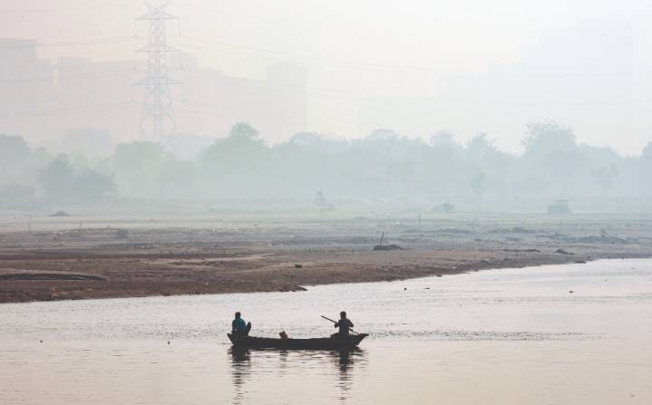 Air pollution: SC to hear plea on stubble burning today