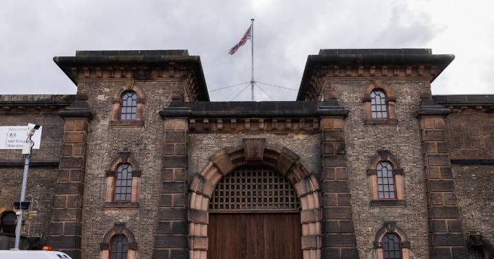 Manhunt for migrant sex offender after mistaken release from HMP Wandsworth