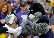 Where to watch Washington Huskies vs UCLA Bruins college football streaming live on demand for free without cable today; Kickoff time, TV channel, spread, odds