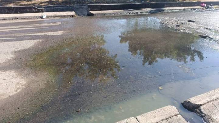 Continúa Infonavit Jabalíes con problemas de fugas de aguas negras y fétidos olores