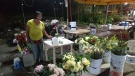 Comerciantes de flores de Rosario registran ventas ‘flojas’ por Día de Muertos