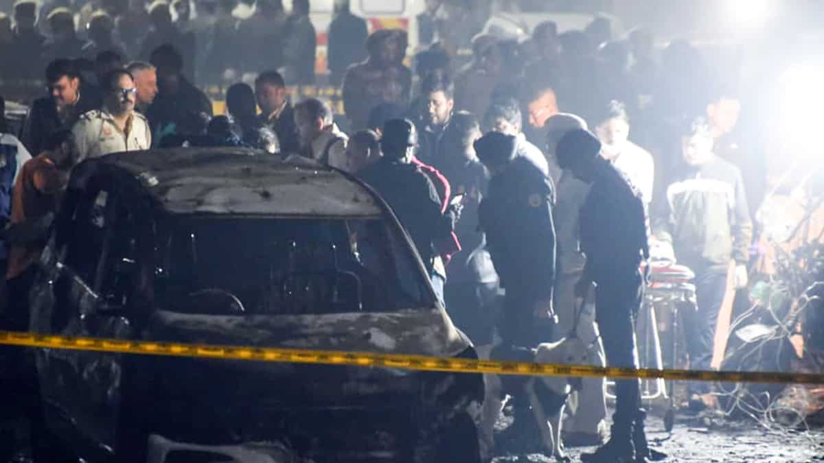 Delhi Blast Case: Explosives stored in freezer, AK-47 bought for Rs 5 lakh, handler trail widens