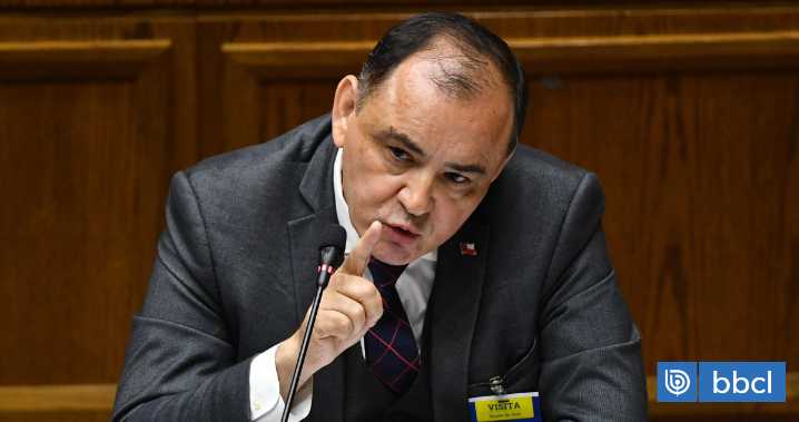 Ulloa acusa "falta de rigor" en AC y califica de "precaria" su relación con Luis Hermosilla