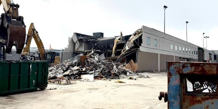 Concourse demolition begins at Nashville airport