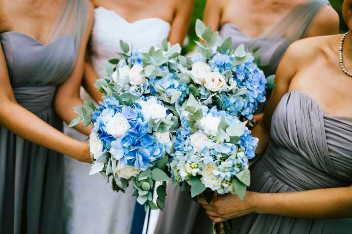 Dear Annie: My friend has been acting weird since I got engaged and won’t be a bridesmaid