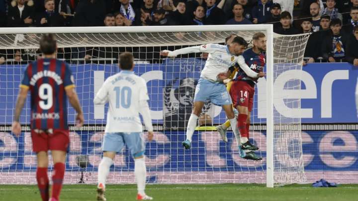 Alineaciones del SD Huesca-Sporting: Ojeda, única novedad en el once de Bolo