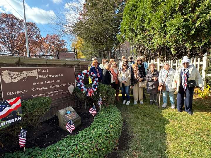 Blue Star Memorial ceremony honors U.S. service members on Veterans Day