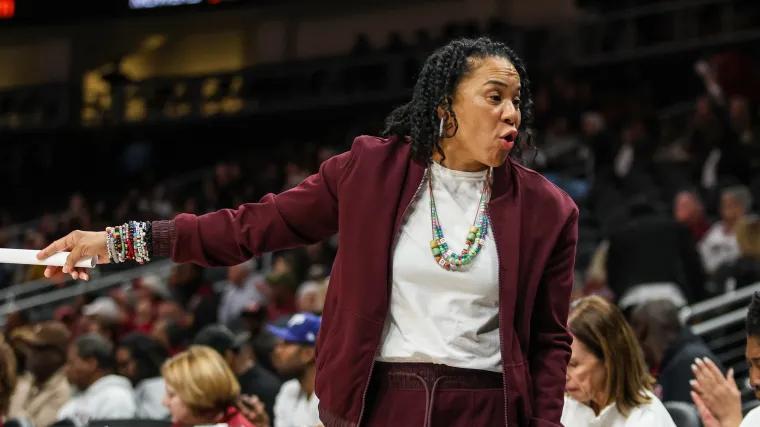 Ta'Niya Latson's 20 points leads No. 2 South Carolina past GCU in season opener