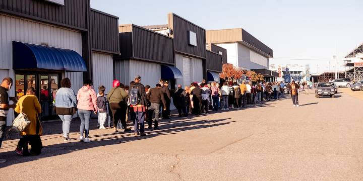 Richmond Animal Care and Control seeks donations for Thanksgiving food drive to help families in need