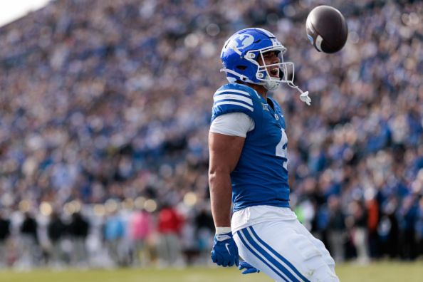 LJ Martin, Parker Kingston Combine For All 5 BYU TDs in UCF Win