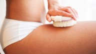Qué es el cepillado en seco y qué beneficios aporta al cuerpo