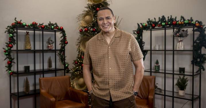 VIDEO: Víctor Manuelle recuerda las Navidades de su infancia en Comentemos