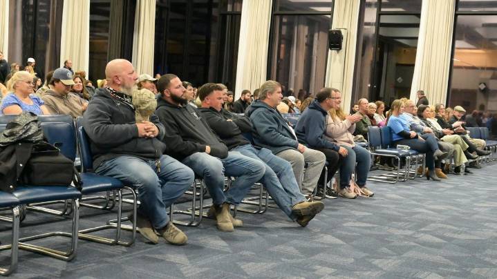 Zoo dominates hearing on proposed Brookhaven Town budget