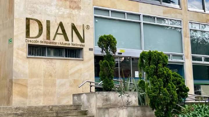 DIAN anuncia ajustes en cargos y estructura interna para fortalecer la fiscalización en 2026