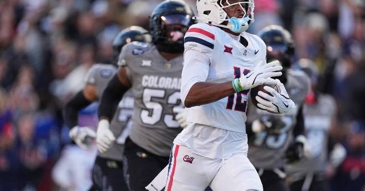 Noah Fifita's 4 TD throws, Arizona's 5 takeaways help Wildcats crush Colorado 52