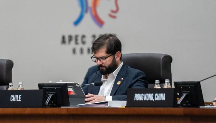Presidente Boric destacó reforma de sala cuna e iniciativa LatamGPT en el cierre de la APEC 2025