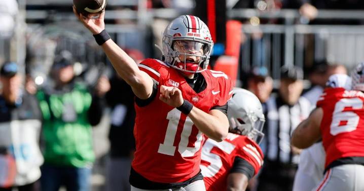 BIG TEN NOTEBOOK Top two teams in CFP rankings reside in Big Ten