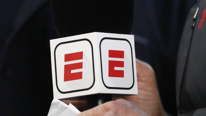 ESPN tells on-air talent to stop promoting paid solitaire game