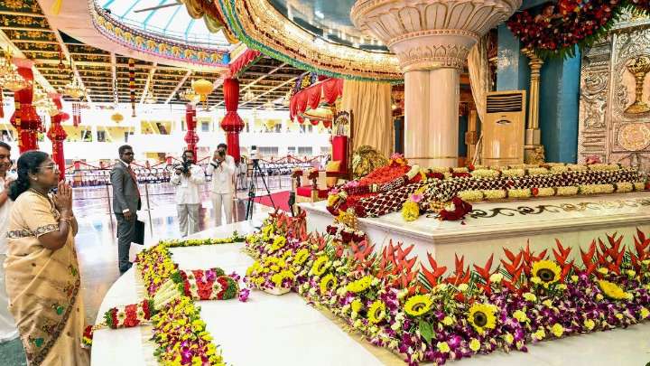 President Droupadi Murmu attends Sri Sathya Sai Baba’s birth centenary celebrations in Puttaparthi