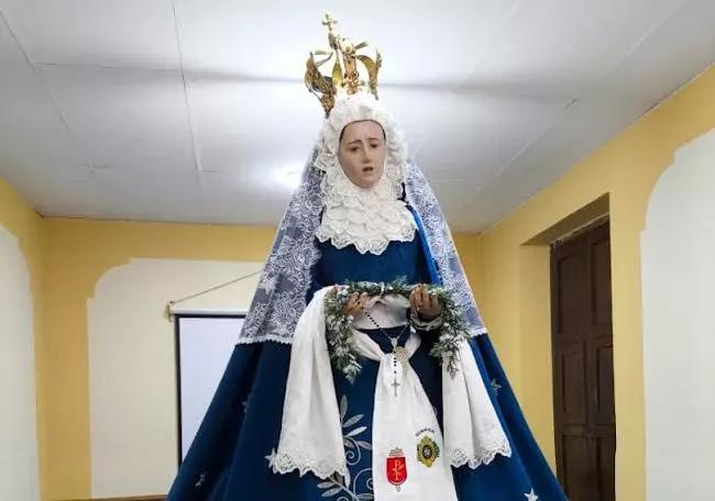 Virgen del Socorro lucirá hermoso vestido  obsequiado por colegio La Salle