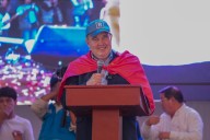 Rafael López Aliaga promete invertir S/ 1.000 millones en seguridad durante inauguración de local en La Victoria