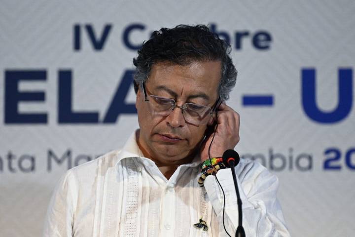 “Se autodescribe como un nuevo Bolívar y no lo es”, las palabras contra Gustavo Petro