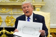 Trump Arguing With Ballroom Architect, Who Warns It’d Dwarf White House: Report