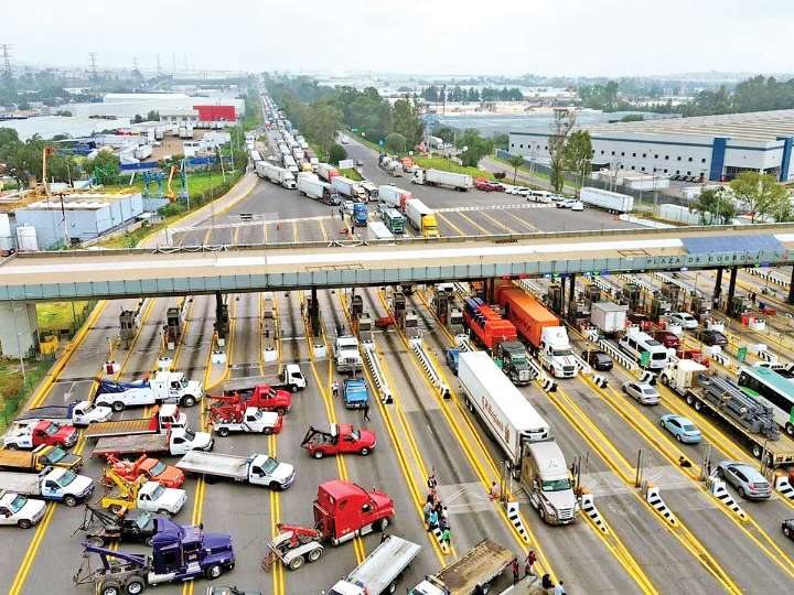 Transportistas ‘afilan’ reclamos y bloqueos; se prevén cierres en, al menos, 24 estados