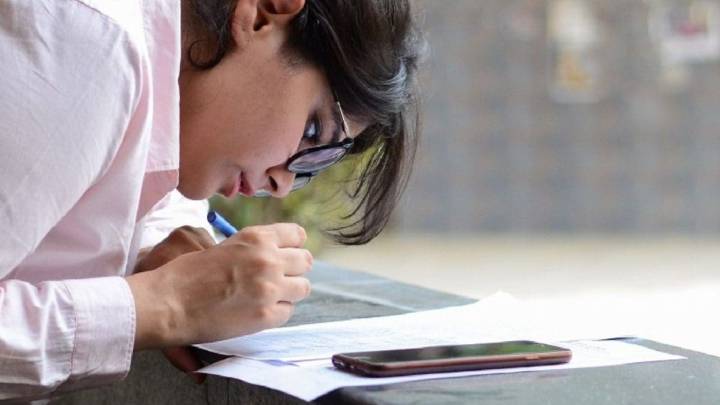 CAT 2025 Countdown: Key Revision Tips To Boost Your Percentile In Final Weeks