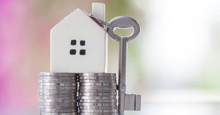 What is a mortgage rate float down and is it worth it?