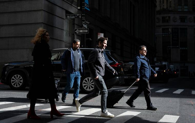 U.S. banks report 13.5% jump in profits, FDIC reports