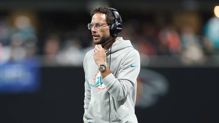 Mike McDaniel on Chris Grier's departure: There's an emotional toll, but my feelings are irrelevant