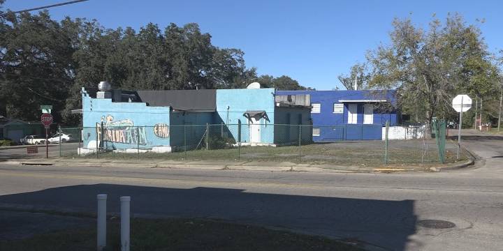 Costs rise above $1 million to restore former Robinson’s Grocery Store