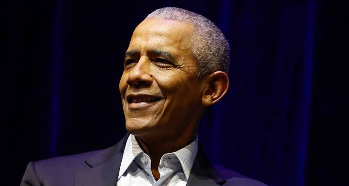 Barack Obama Surprised a Group of Veterans After Honor Flight to DC On Veterans Day