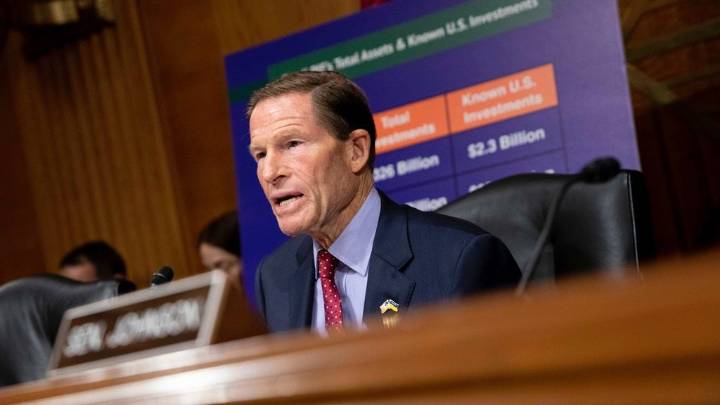 Democratic senators request Trump administration publicly release memo with its legal basis for vessel strikes