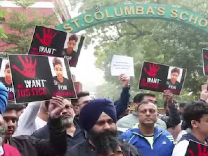 Parents, friends protest in front of Delhi school after Class 10 student’s suicide