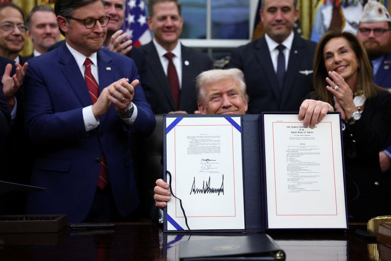 Trump signs deal to end longest US government shutdown in history