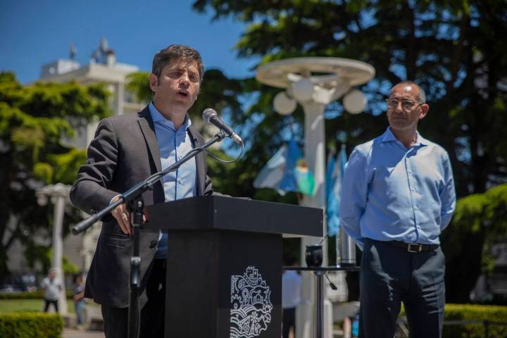 Kicillof en Azul dijo que la de Milei: “es una libertad trucha»